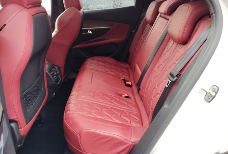 Peugeot 3008 HYBRID4 300ch GT e-EAT8