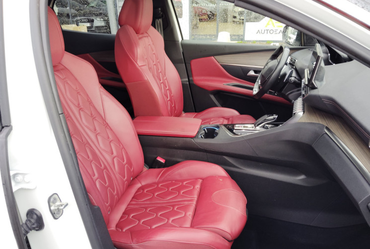 Peugeot 3008 HYBRID4 300ch GT e-EAT8