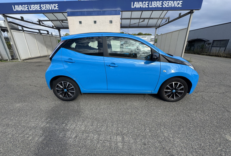 Toyota Aygo Aygo 1.0 VVT-i 69ch x-wave 2