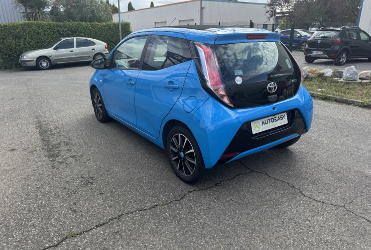 Toyota Aygo Aygo 1.0 VVT-i 69ch x-wave 2