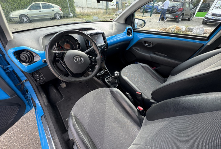 Toyota Aygo Aygo 1.0 VVT-i 69ch x-wave 2