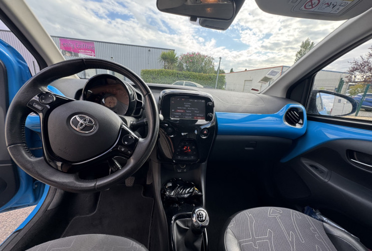 Toyota Aygo Aygo 1.0 VVT-i 69ch x-wave 2