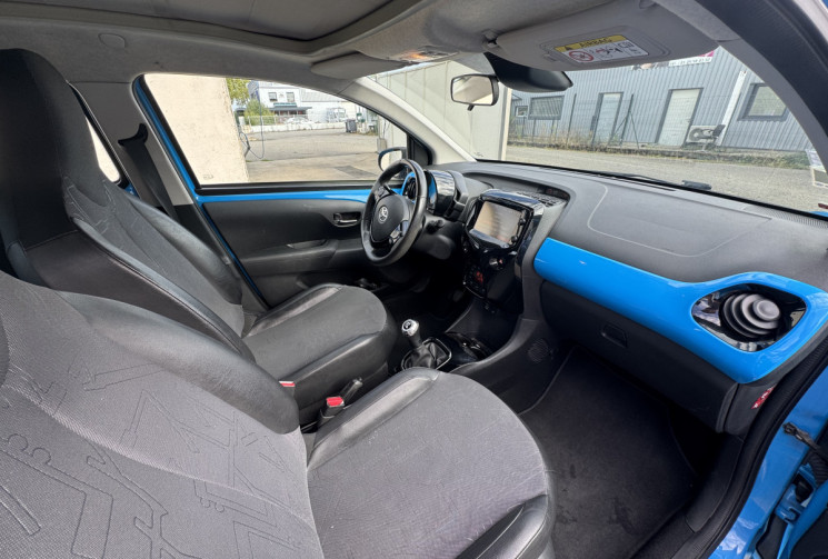 Toyota Aygo Aygo 1.0 VVT-i 69ch x-wave 2
