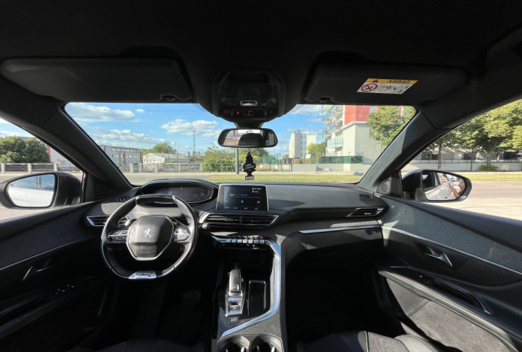 Peugeot 5008 II (P87) 1.5 BlueHDi EAT8 S&S 130 cv Boîte auto