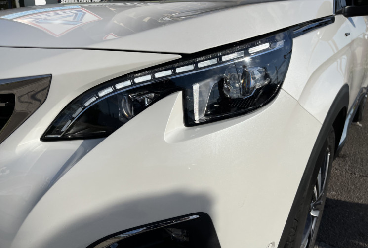 Peugeot 5008 II (P87) 1.5 BlueHDi EAT8 S&S 130 cv Boîte auto