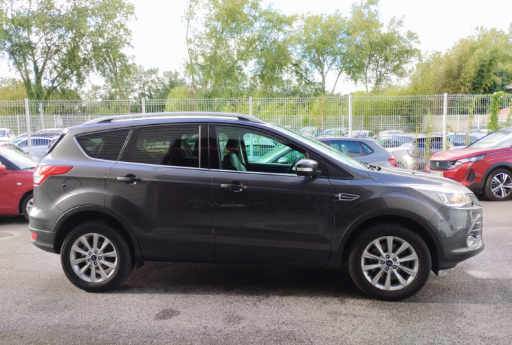 Ford Kuga II 2.0 TDCi 120 4X2 S&S Titanium BVM6