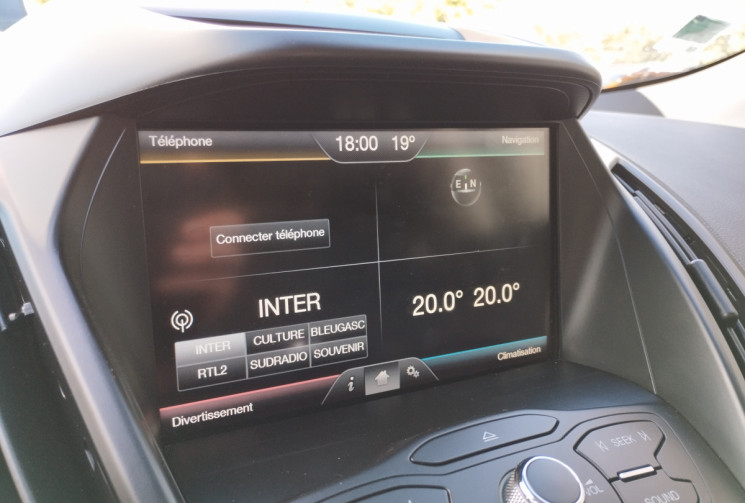 Ford Kuga II 2.0 TDCi 120 4X2 S&S Titanium BVM6