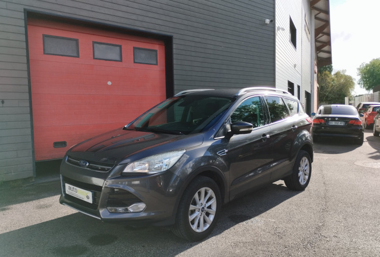 Ford Kuga II 2.0 TDCi 120 4X2 S&S Titanium BVM6
