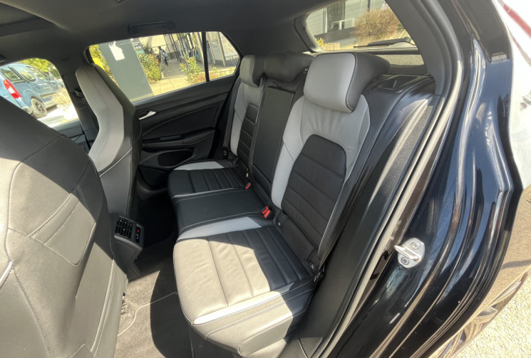 Volkswagen Golf GOLF 8 GTD 2.0 TDI DSG7 200CV FULL OPTIONS