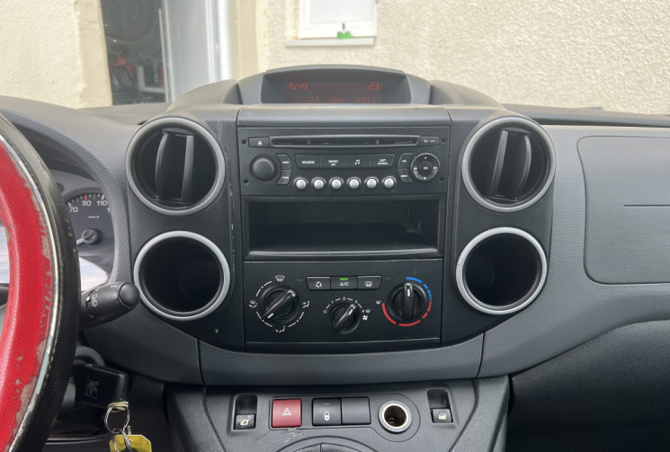 Peugeot PARTNER TEPEE 1.6 HDi 90 CH / ATTELAGE 