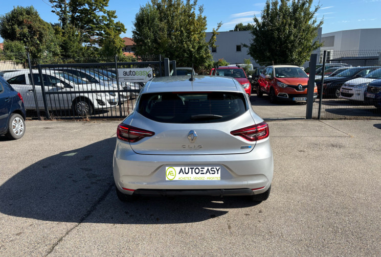 Renault Clio V E-TECH 140 ch / 5 places / Business