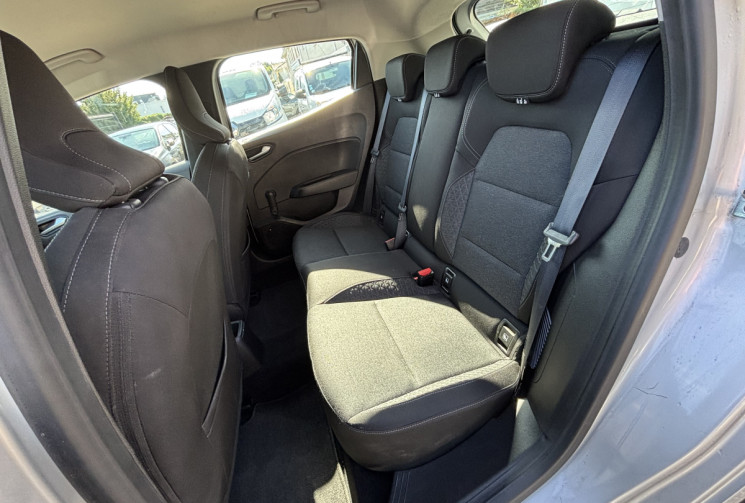 Renault Clio V E-TECH 140 ch / 5 places / Business