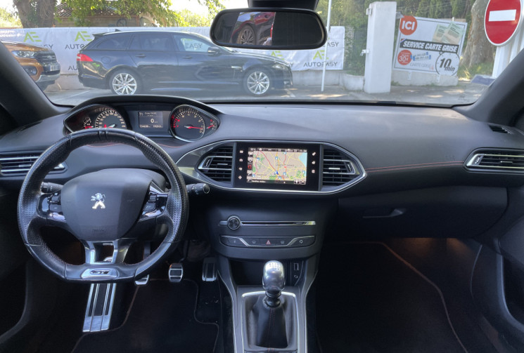 Peugeot 308 1.6 THP 205 GT * 2e main / GPS / Caméra / JA 18 / en Stock / Français
