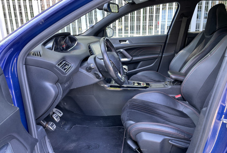 Peugeot 308 1.6 THP 205 GT * 2e main / GPS / Caméra / JA 18 / en Stock / Français