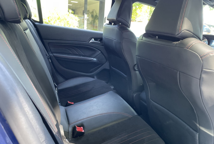 Peugeot 308 1.6 THP 205 GT * 2e main / GPS / Caméra / JA 18 / en Stock / Français