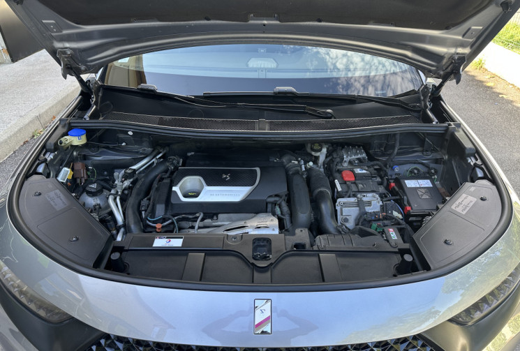DS DS 7 Crossback E-TENSE 225 PERFORMANCE LINE+ * HYBRID RECHARGEABLE * ATTELAGE * ENTRETIEN CITROEN