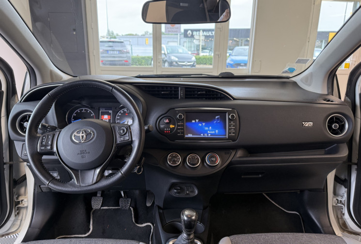 Toyota Yaris 1.5 VVTI Y20 16V 110 DESIGN  