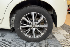 Toyota Yaris 1.5 VVTI Y20 16V 110 DESIGN  