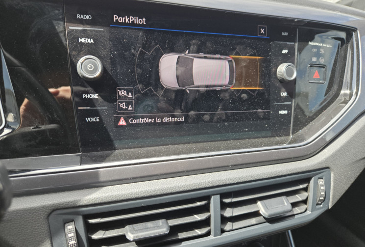 Volkswagen Polo 1.0 TSI 95ch R-Line Euro6d-T FRANCAISE * CARPLAY * VIRTUAL * JANTES ALU 17