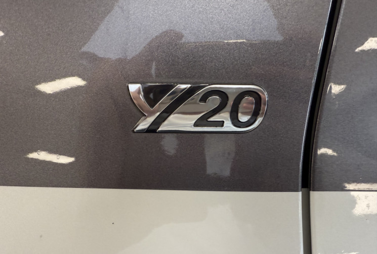 Toyota Yaris 1.5 VVTI Y20 16V 110 DESIGN  
