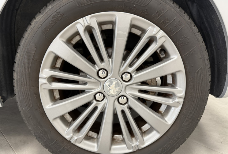 Peugeot 208 1.6 BlueHDi 100 ch Allure 
