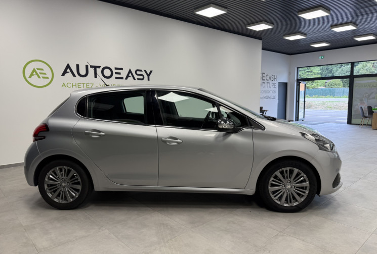 Peugeot 208 1.6 BlueHDi 100 ch Allure 