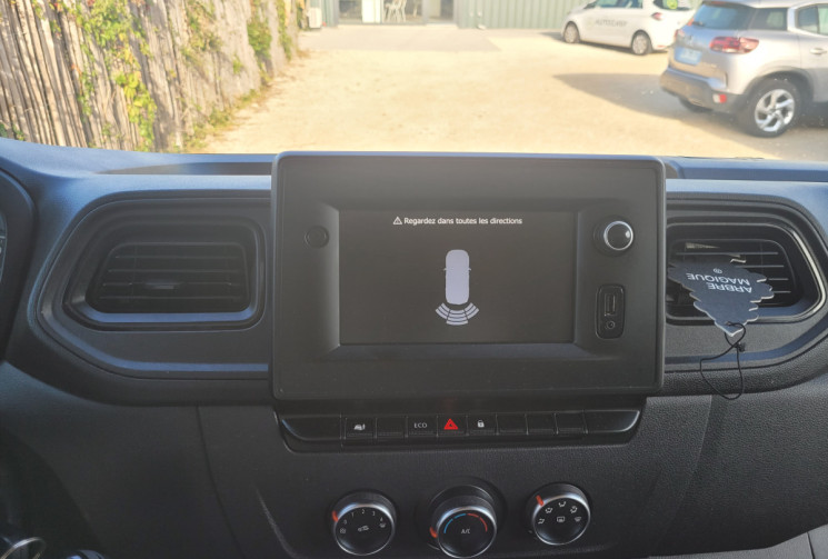 Renault Master FGN TRAC F3500 L2H2 BLUE DCI 135 CONFORT