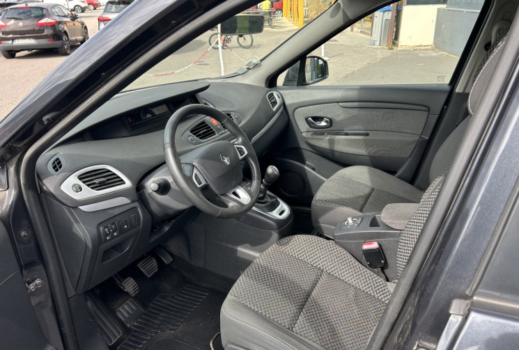 Renault Scénic 1.5 dCi 110 cv