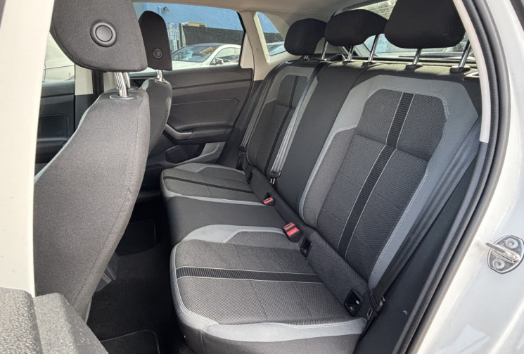 Volkswagen Polo  1.0 TSI 110Ch S&S DSG7 R-LINE