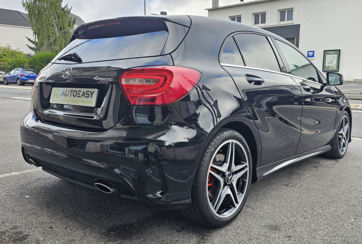 Mercedes Classe A 250 Pack Sport 4Matic Suivi full Mercedes 