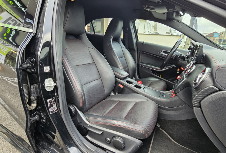 Mercedes Classe A 250 Pack Sport 4Matic Suivi full Mercedes 