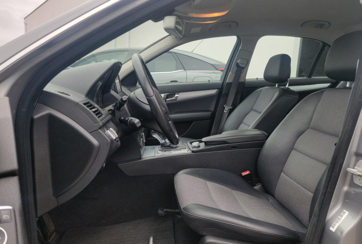 Mercedes Classe C Berline 220 CDi 2.1 CDI BlueEFFICIENCY 170 cv Boîte auto AVANTGARDE