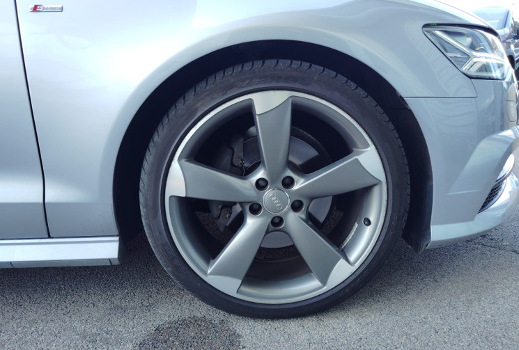 Audi A6 Avant 2.0 TDI 190ch ultra S line S tronic 7 