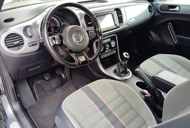 Volkswagen Coccinelle 2.0 TDI 110cv DENIM