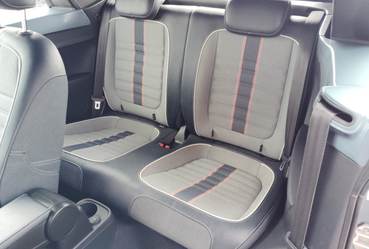 Volkswagen Coccinelle 2.0 TDI 110cv DENIM