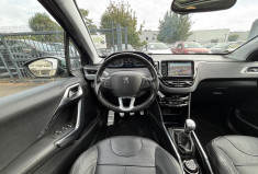 Peugeot 2008 1.6 BLUEHDI / 120 CH / FELINE 