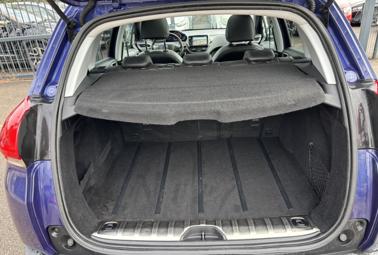 Peugeot 2008 1.6 BLUEHDI / 120 CH / FELINE DISTRIB OK