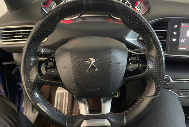 Peugeot 308  2.0 BlueHDi 150ch GT Line S&S / MOTEUR + EMBRAYAGE REMPLACES 