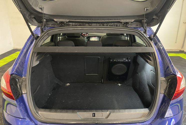 Peugeot 308  2.0 BlueHDi 150ch GT Line S&S / MOTEUR + EMBRAYAGE REMPLACES 