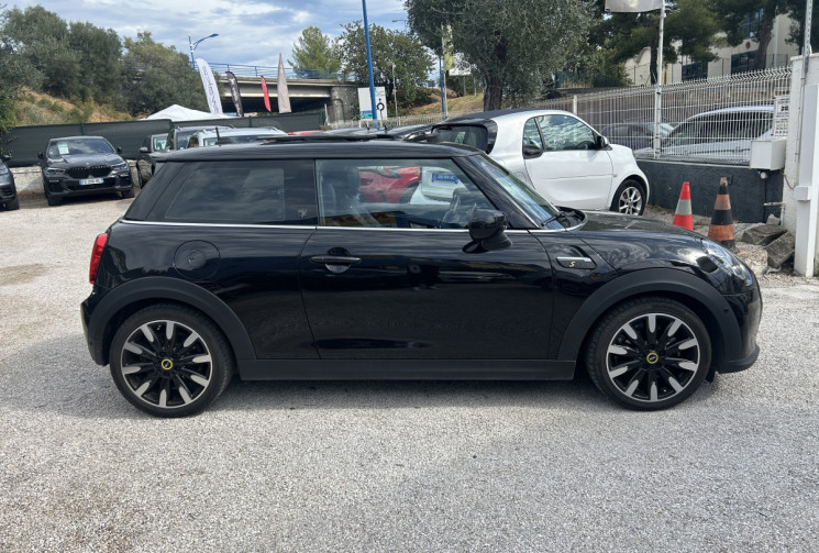 Mini Mini III (2) (F56) COOPER SE 184 Ch FINITION MINI YOURS 32.6 KWH * TOIT OUVRANT * SIEGES CHAUFF