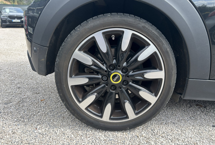 Mini Mini III (2) (F56) COOPER SE 184 Ch FINITION MINI YOURS 32.6 KWH * TOIT OUVRANT * SIEGES CHAUFF