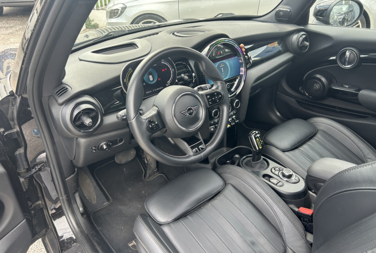 Mini Mini III (2) (F56) COOPER SE 184 Ch FINITION MINI YOURS 32.6 KWH * TOIT OUVRANT * SIEGES CHAUFF