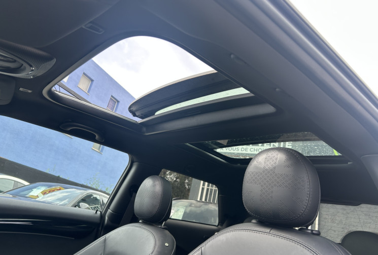 Mini Mini III (2) (F56) COOPER SE 184 Ch FINITION MINI YOURS 32.6 KWH * TOIT OUVRANT * SIEGES CHAUFF