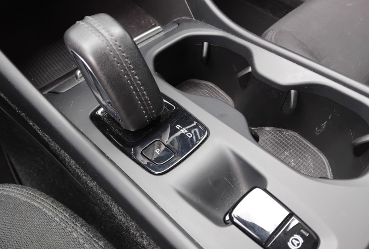 Volvo XC40  150 CH AWD 4x4  BUSINESS - Première Main - Suivi Complet 