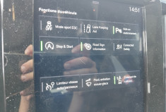 Volvo XC40  150 CH AWD 4x4  BUSINESS - Première Main - Suivi Complet 