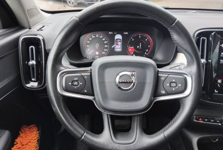 Volvo XC40  150 CH AWD 4x4  BUSINESS - Première Main - Suivi Complet 