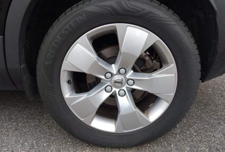 Volvo XC40  150 CH AWD 4x4  BUSINESS - Première Main - Suivi Complet 