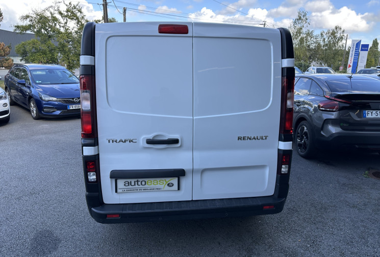 Renault Trafic III Fourgon Phase 2 L2H1 1300 2.0 dCi 120 CV GRAND CONFORT