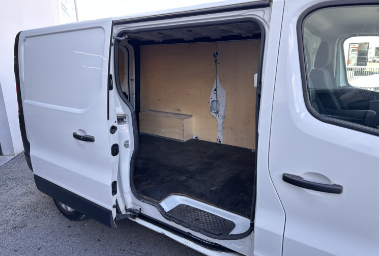 Renault Trafic III Fourgon Phase 2 L2H1 1300 2.0 dCi 120 CV GRAND CONFORT