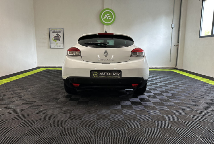 Renault Megane 1.5 dCi 110ch energy FAP Bose eco² // CarPlay